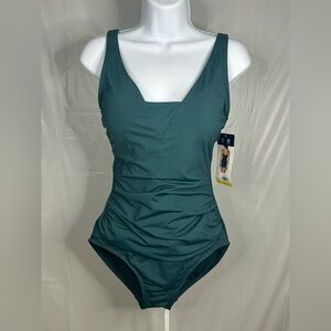 Lands’ End Green One Piece Swimsuit Ruched Tummy Control Size Small NWT
